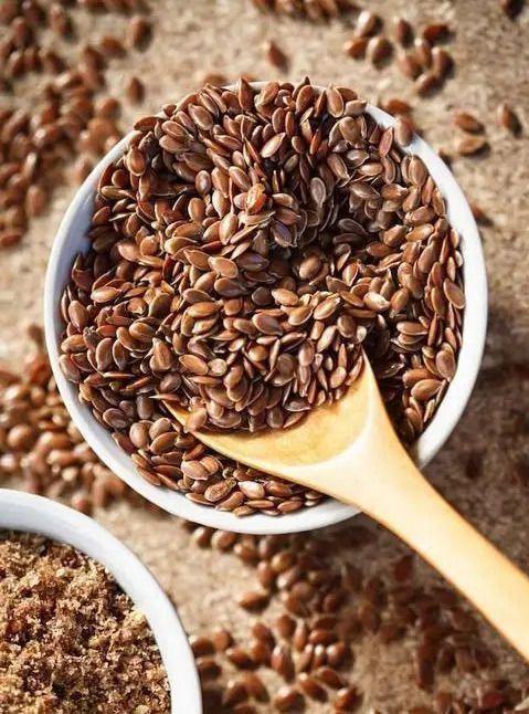 Flaxseeds - بذور الكتان